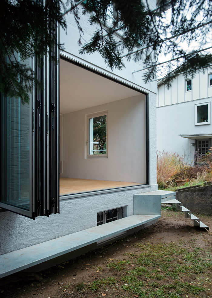 10 HOUSE IN RICHTERSWIL sw