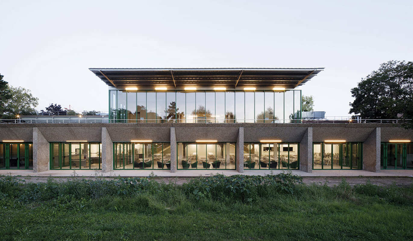 8. Graal Cergy Pontoise Extension et restructuration dun restaurant universitaire Photo 52