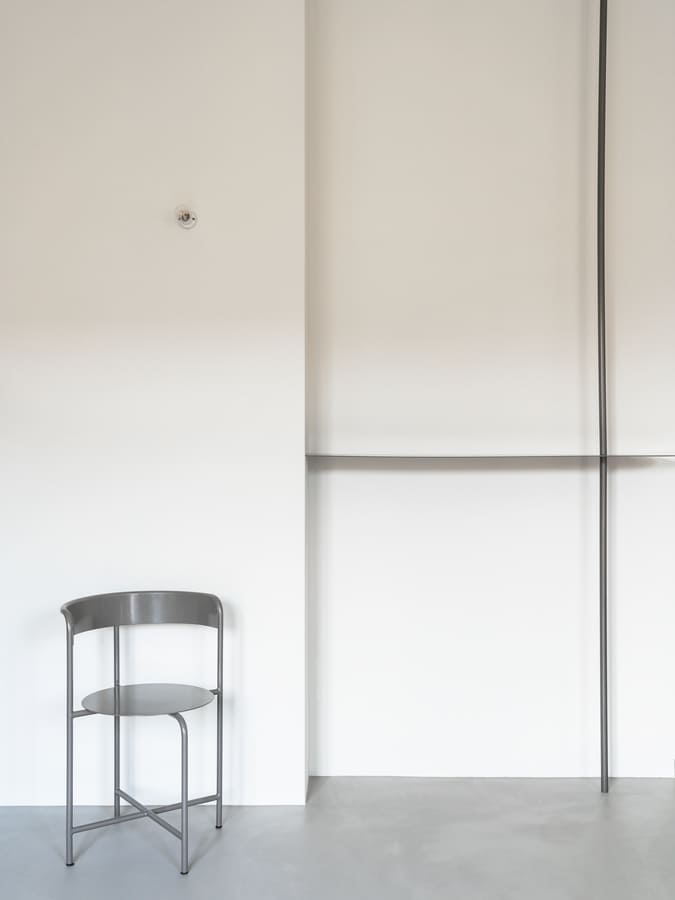 SET House with steel furniture 07 Daniele Criscenzo