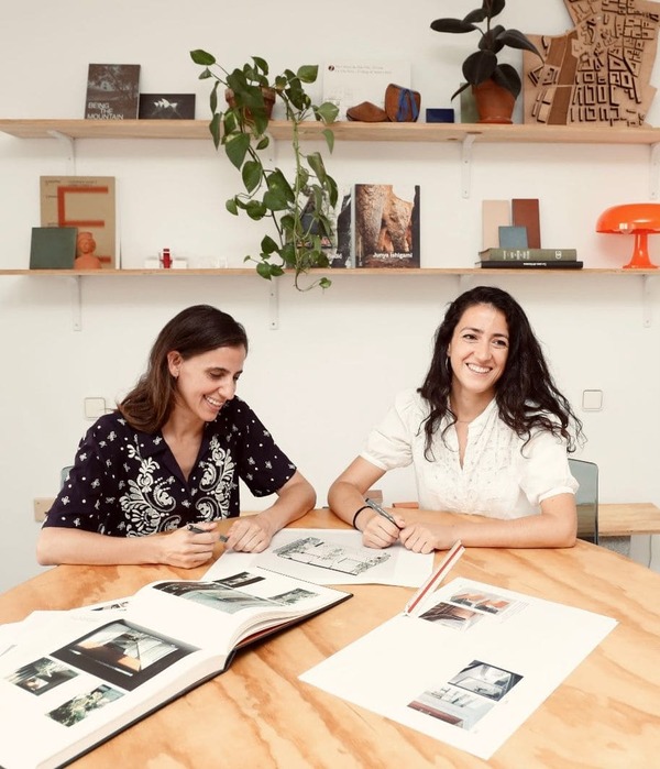 01 v2. Milagros and Claudia in the studio Ibiza